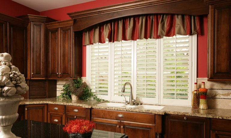 San Diego kitchen shutter and cornice valance